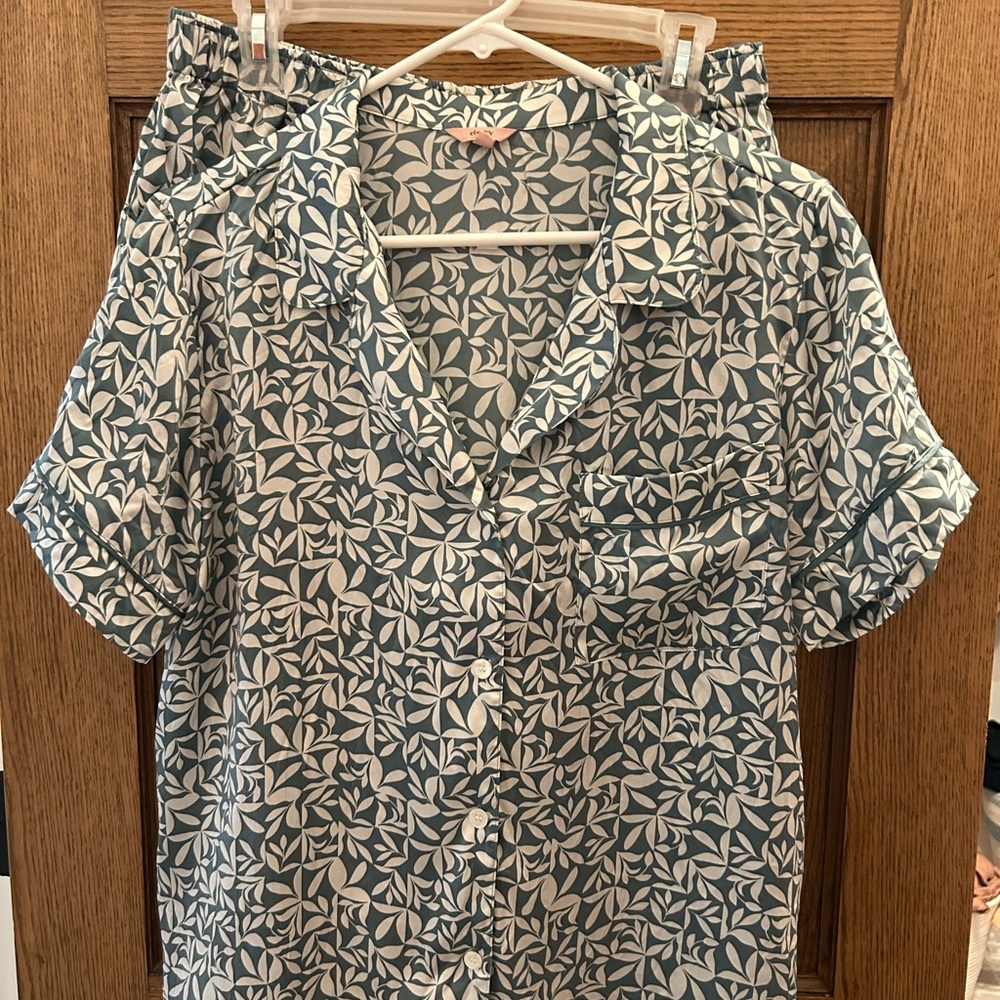 Eberjey Washable Silk Tropical Tile Agave Pajama Set - Picture 3 of 4